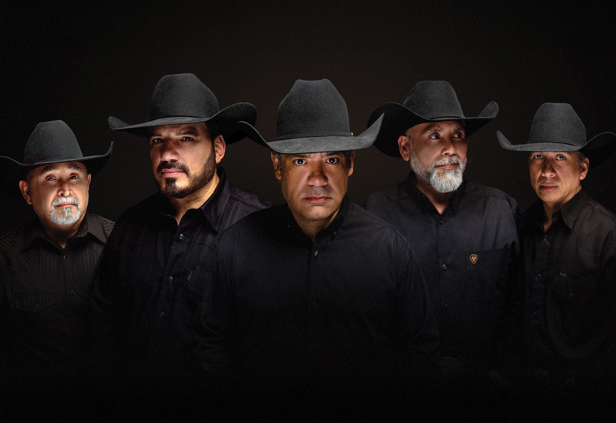 Premium Club Seats - Intocable: Cultura Tour 2026