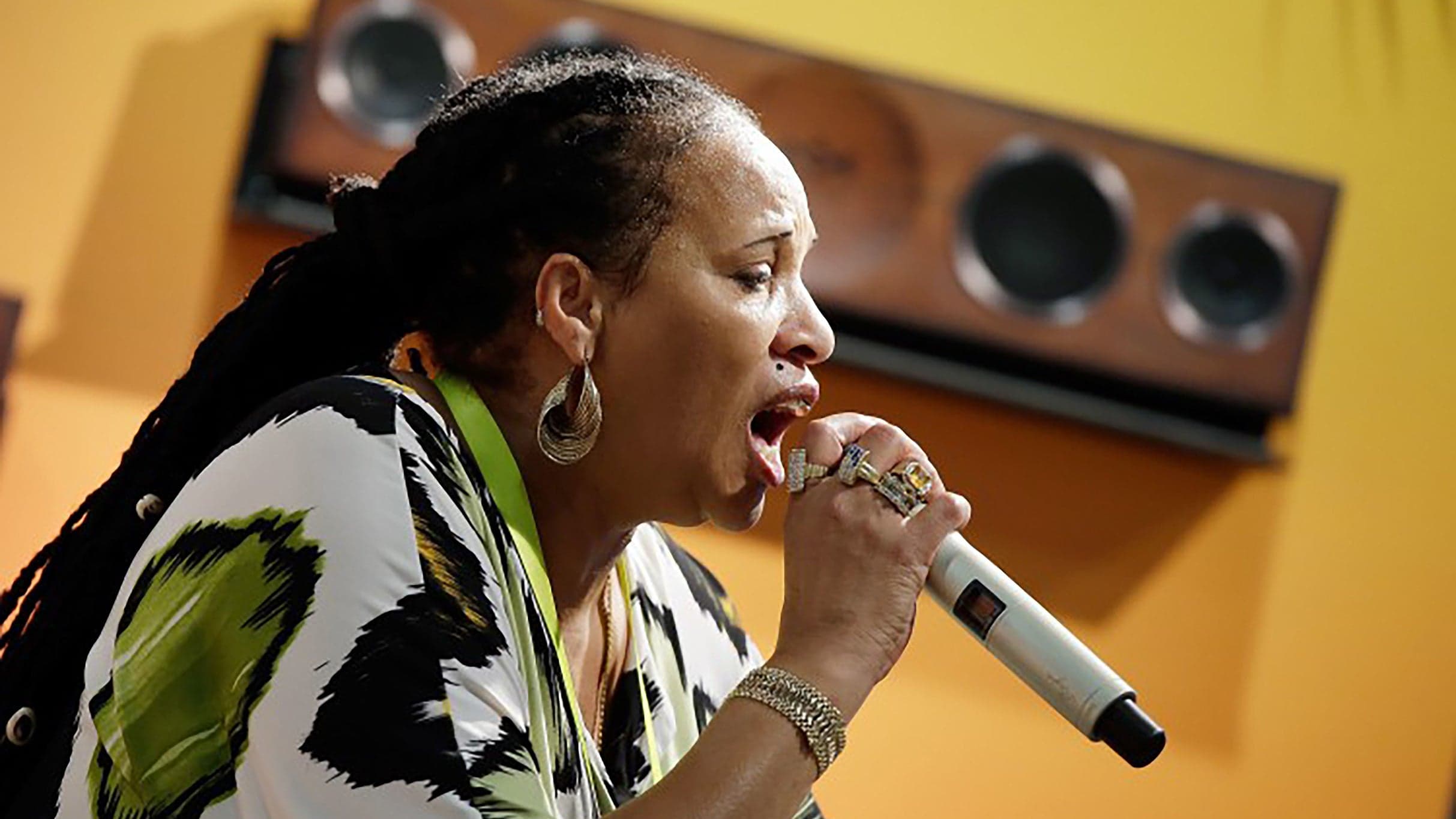 Sister Nancy & The Fully Fullwood Band 