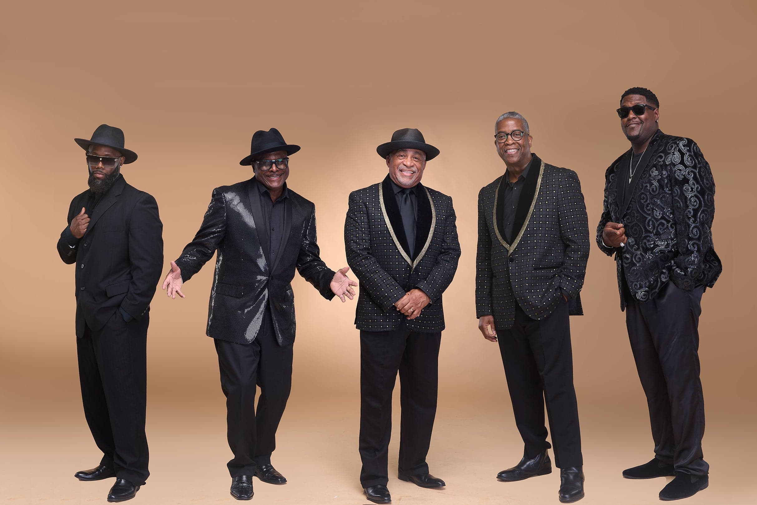 Holiday on the Ave.: Feat. The Spinners Legacy Revue