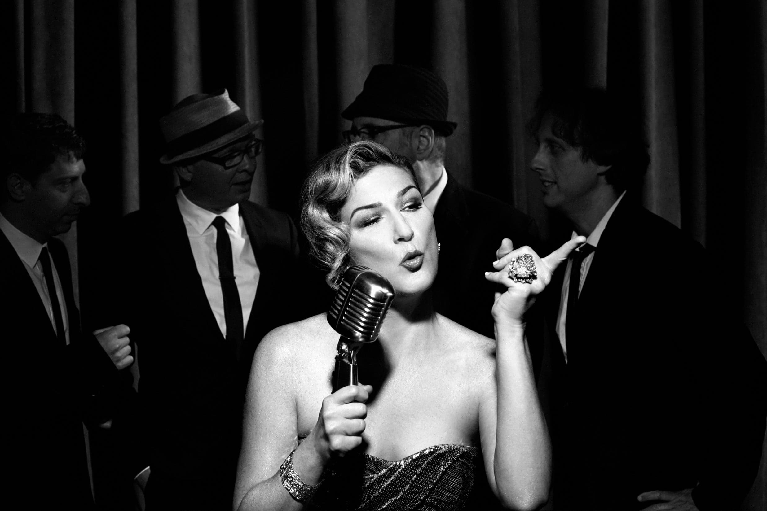 Ana Gasteyer: Sugar & Booze Holiday Spectacular