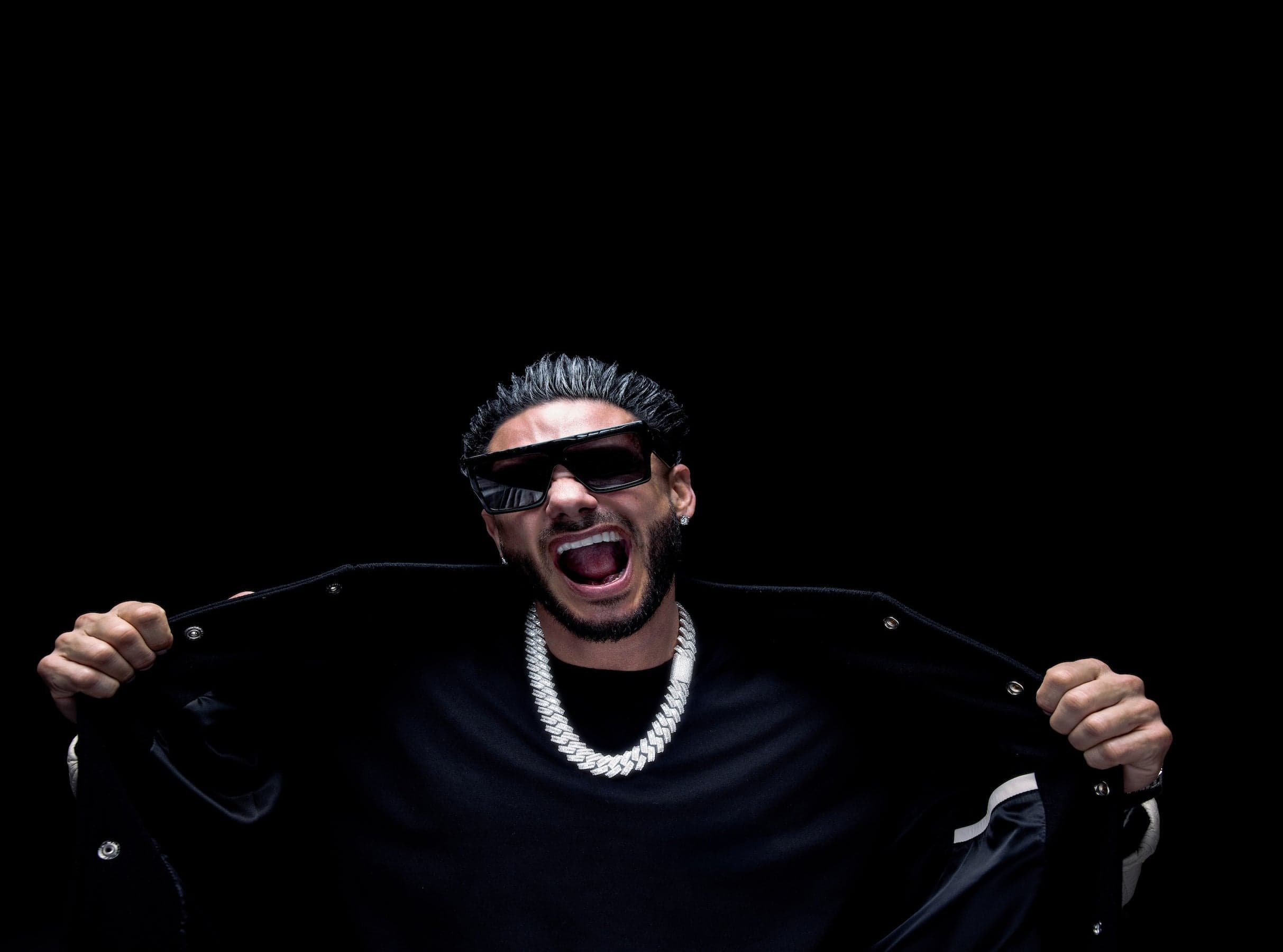 DJ Pauly D ( 21+ )